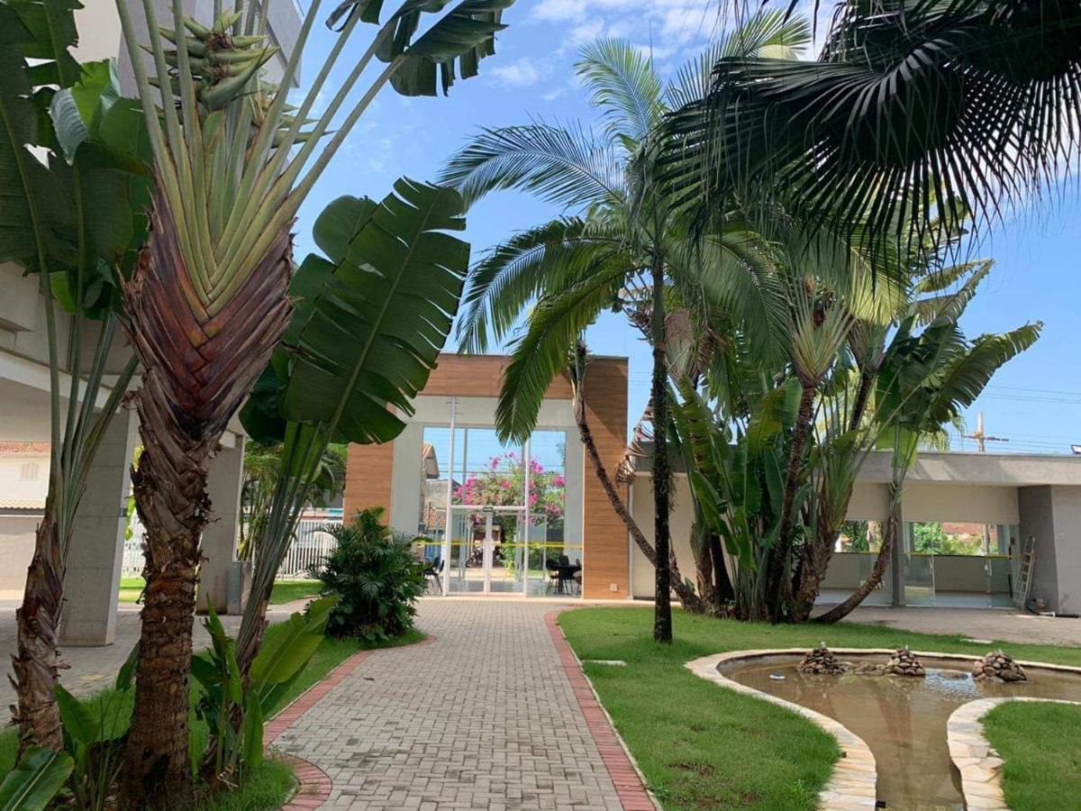 Apto 2 Quartos A 350 Metros Da Praia, Churrasqueira Na Varanda, Wi-fi, Piscina, Garagem Coberta,telas De Protecao, Quadra Tenis *