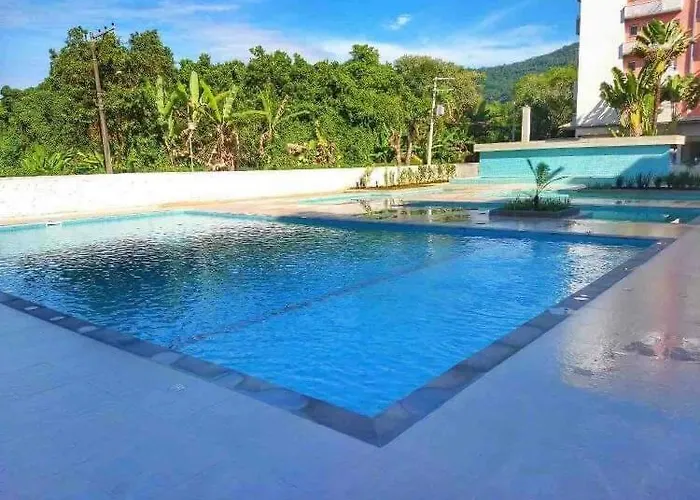 Apê com piscina, wi-fi, vista para o mar, elevador, churrasqueira