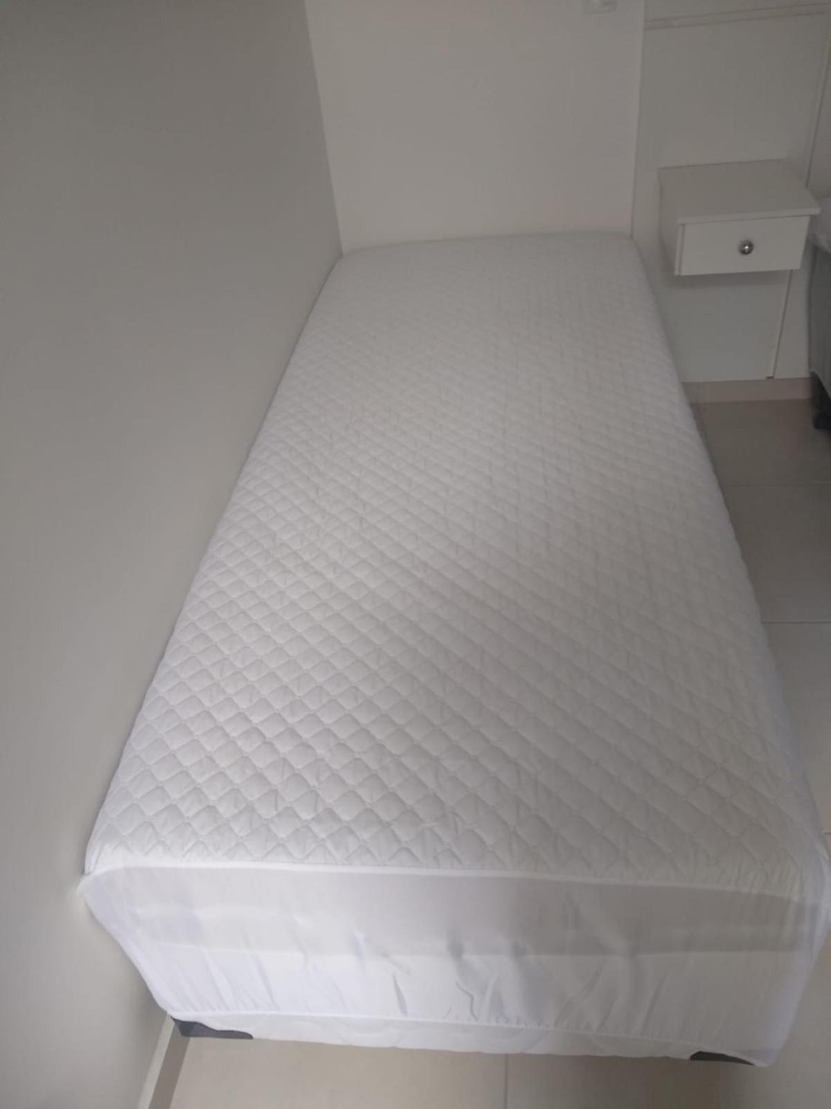 Apartamento Apto 2 Quartos A 350 Metros Da Praia, Churrasqueira Na Varanda, Wi-fi, Piscina, Garagem Coberta,telas De Protecao, Quadra Tenis *